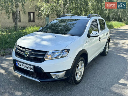 Дачія Sandero 2015 у Києві на Automoto.ua Білий Дачія Sandero, об'ємом двигуна 0.9 л та пробігом 192 тис. км за 7500 $, фото 1 на Automoto.ua