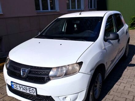 Белый Дачия Сандеро, объемом двигателя 1.1 л и пробегом 247 тыс. км за 4000 $, фото 1 на Automoto.ua