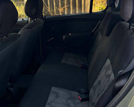 Бежевый Дачия Сандеро, объемом двигателя 1.39 л и пробегом 98 тыс. км за 5200 $, фото 6 на Automoto.ua