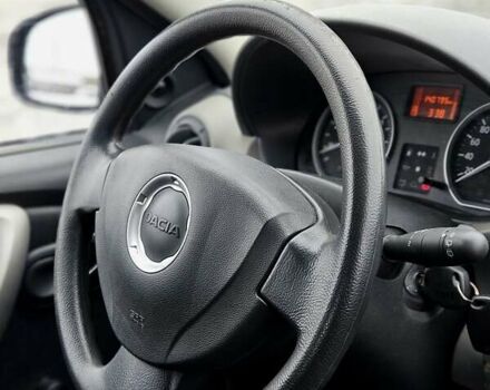 Бежевый Дачия Сандеро, объемом двигателя 1.4 л и пробегом 140 тыс. км за 4900 $, фото 20 на Automoto.ua