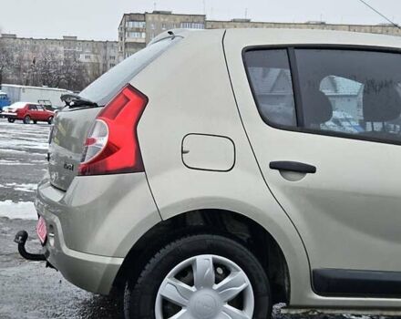 Бежевый Дачия Сандеро, объемом двигателя 1.4 л и пробегом 140 тыс. км за 4900 $, фото 6 на Automoto.ua