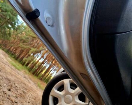 Бежевий Дачія Sandero, об'ємом двигуна 1.6 л та пробігом 212 тис. км за 5800 $, фото 49 на Automoto.ua