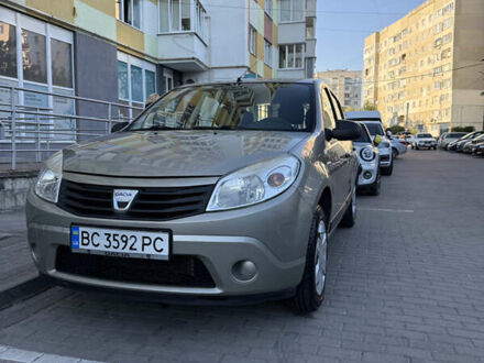 Бежевий Дачія Sandero, об'ємом двигуна 1.2 л та пробігом 211 тис. км за 3500 $, фото 1 на Automoto.ua