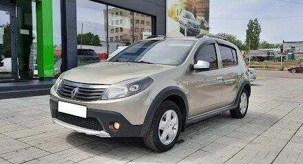 Бежевый Дачия Сандеро, объемом двигателя 1.6 л и пробегом 150 тыс. км за 6500 $, фото 1 на Automoto.ua
