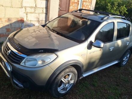 Дачия Сандеро 2011 в Каменце-Подольском на Automoto.ua Бежевый Дачия Сандеро, объемом двигателя 1.6 л и пробегом 151 тыс. км за 6500 $, фото 1 на Automoto.ua