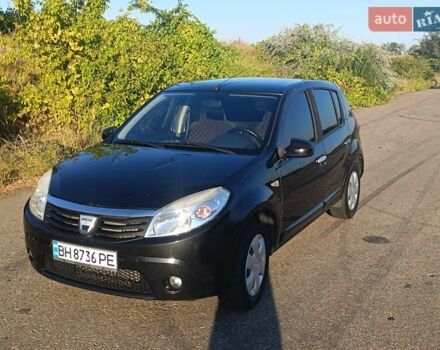 Черный Дачия Сандеро, объемом двигателя 1.6 л и пробегом 180 тыс. км за 5300 $, фото 1 на Automoto.ua