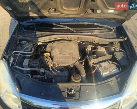 Черный Дачия Сандеро, объемом двигателя 1.6 л и пробегом 180 тыс. км за 5300 $, фото 6 на Automoto.ua