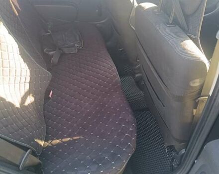 Черный Дачия Сандеро, объемом двигателя 1.6 л и пробегом 180 тыс. км за 5300 $, фото 11 на Automoto.ua