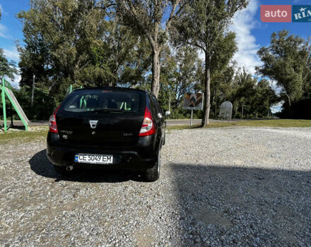 Черный Дачия Сандеро, объемом двигателя 1.2 л и пробегом 125 тыс. км за 5100 $, фото 4 на Automoto.ua