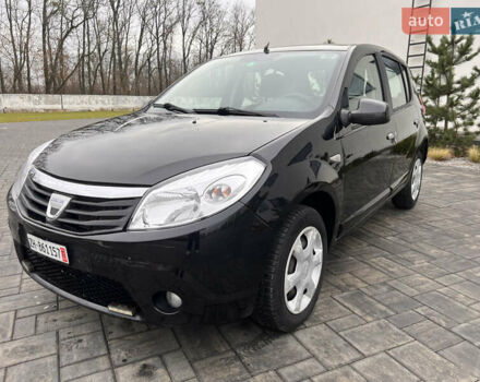 Чорний Дачія Sandero, об'ємом двигуна 1.6 л та пробігом 136 тис. км за 4950 $, фото 2 на Automoto.ua