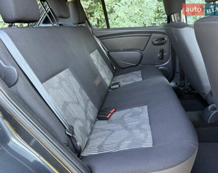 Черный Дачия Сандеро, объемом двигателя 1.2 л и пробегом 180 тыс. км за 4900 $, фото 11 на Automoto.ua