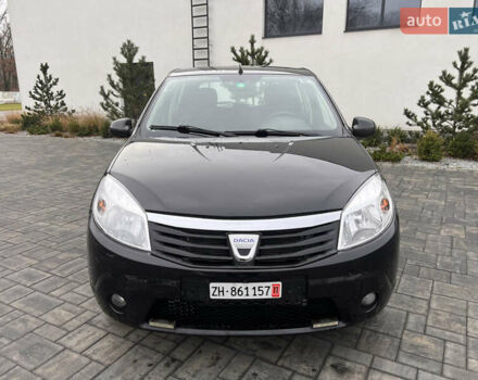 Чорний Дачія Sandero, об'ємом двигуна 1.6 л та пробігом 136 тис. км за 4950 $, фото 1 на Automoto.ua