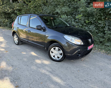 Черный Дачия Сандеро, объемом двигателя 1.2 л и пробегом 180 тыс. км за 4900 $, фото 1 на Automoto.ua