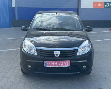 Чорний Дачія Sandero, об'ємом двигуна 1.6 л та пробігом 131 тис. км за 5999 $, фото 2 на Automoto.ua