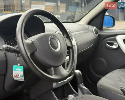 Черный Дачия Сандеро, объемом двигателя 1.6 л и пробегом 131 тыс. км за 5750 $, фото 17 на Automoto.ua