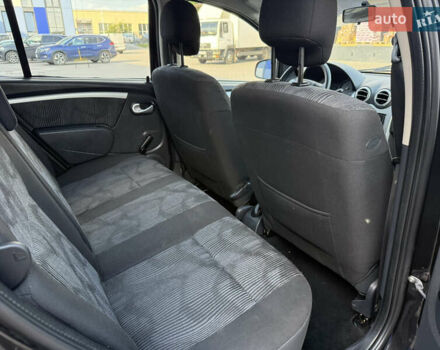 Чорний Дачія Sandero, об'ємом двигуна 1.6 л та пробігом 131 тис. км за 5999 $, фото 19 на Automoto.ua
