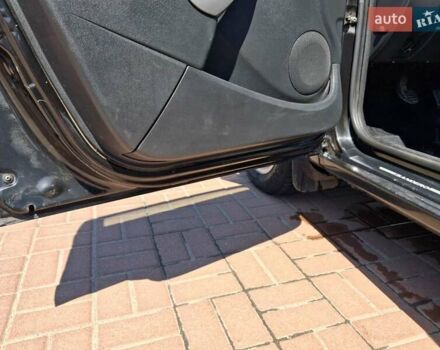 Дачия Сандеро 2011 в Полтаве на Automoto.ua Черный Дачия Сандеро, объемом двигателя 1.6 л и пробегом 150 тыс. км за 5200 $, фото 2 на Automoto.ua