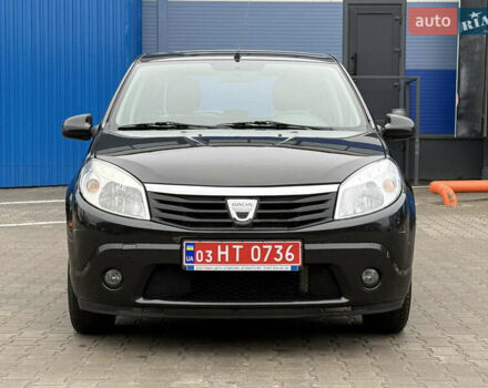 Черный Дачия Сандеро, объемом двигателя 1.6 л и пробегом 131 тыс. км за 5750 $, фото 2 на Automoto.ua