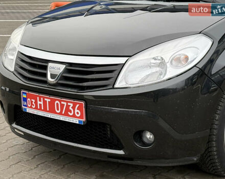 Черный Дачия Сандеро, объемом двигателя 1.6 л и пробегом 131 тыс. км за 5750 $, фото 9 на Automoto.ua
