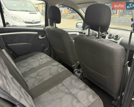 Черный Дачия Сандеро, объемом двигателя 1.6 л и пробегом 131 тыс. км за 5750 $, фото 24 на Automoto.ua