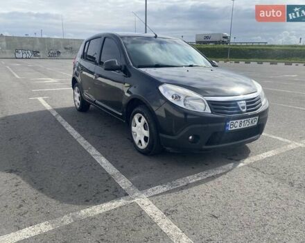 Дачия Сандеро 2012 в Первомайск на Automoto.ua Черный Дачия Сандеро, объемом двигателя 1.5 л и пробегом 222 тыс. км за 4800 $, фото 2 на Automoto.ua