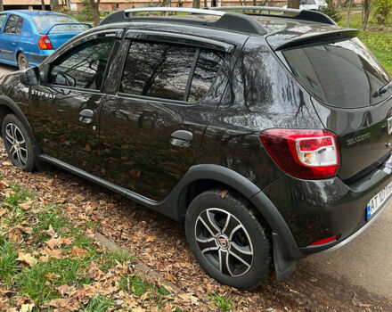 Черный Дачия Сандеро, объемом двигателя 1.5 л и пробегом 215 тыс. км за 7650 $, фото 2 на Automoto.ua