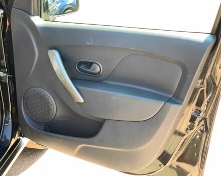 Черный Дачия Сандеро, объемом двигателя 0.9 л и пробегом 211 тыс. км за 6980 $, фото 17 на Automoto.ua