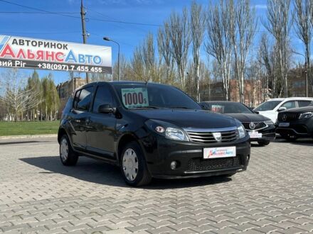 Чорний Дачія Sandero, об'ємом двигуна 0.15 л та пробігом 293 тис. км за 5400 $, фото 1 на Automoto.ua