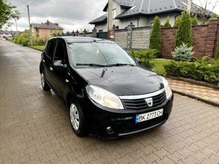 Дачія Sandero 2010 у Рівному на Automoto.ua Чорний Дачія Sandero, об'ємом двигуна 1.6 л та пробігом 150 тис. км за 5000 $, фото 1 на Automoto.ua