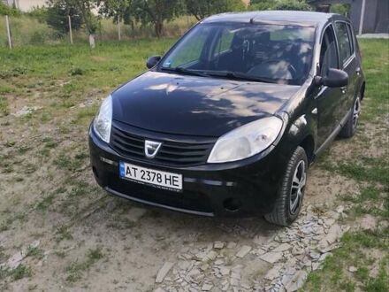 Черный Дачия Сандеро, объемом двигателя 1.2 л и пробегом 300 тыс. км за 4000 $, фото 1 на Automoto.ua