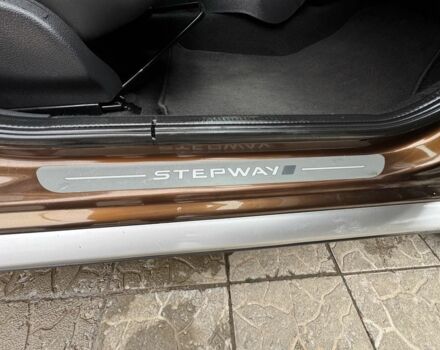 Коричневый Дачия Сандеро, объемом двигателя 1.6 л и пробегом 189 тыс. км за 6300 $, фото 17 на Automoto.ua