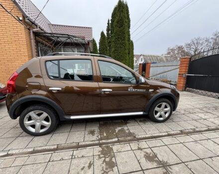 Коричневый Дачия Сандеро, объемом двигателя 1.6 л и пробегом 189 тыс. км за 6300 $, фото 1 на Automoto.ua