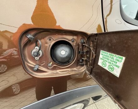 Коричневый Дачия Сандеро, объемом двигателя 1.6 л и пробегом 189 тыс. км за 6300 $, фото 18 на Automoto.ua