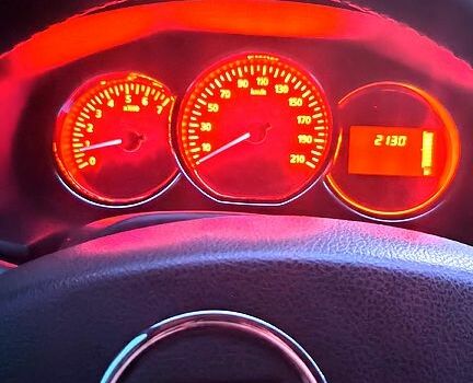 Дачия Сандеро 2016 в Ромнах на Automoto.ua Коричневый Дачия Сандеро, объемом двигателя 1.5 л и пробегом 260 тыс. км за 8300 $, фото 3 на Automoto.ua