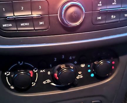 Дачия Сандеро 2016 в Ромнах на Automoto.ua Коричневый Дачия Сандеро, объемом двигателя 1.5 л и пробегом 260 тыс. км за 8300 $, фото 7 на Automoto.ua