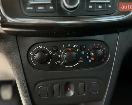 Коричневый Дачия Сандеро, объемом двигателя 0.9 л и пробегом 45 тыс. км за 7300 $, фото 22 на Automoto.ua