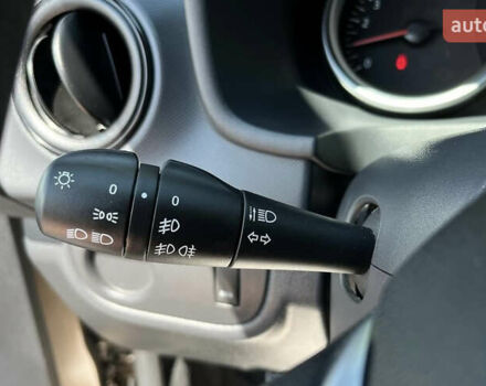 Коричневый Дачия Сандеро, объемом двигателя 0.9 л и пробегом 45 тыс. км за 7300 $, фото 19 на Automoto.ua