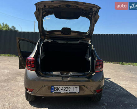 Коричневый Дачия Сандеро, объемом двигателя 0.9 л и пробегом 45 тыс. км за 7300 $, фото 7 на Automoto.ua