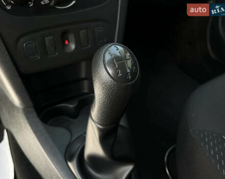 Коричневый Дачия Сандеро, объемом двигателя 0.9 л и пробегом 45 тыс. км за 7300 $, фото 23 на Automoto.ua