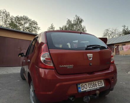 Красный Дачия Сандеро, объемом двигателя 1.4 л и пробегом 210 тыс. км за 4100 $, фото 10 на Automoto.ua