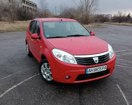 Красный Дачия Сандеро, объемом двигателя 1.4 л и пробегом 190 тыс. км за 6300 $, фото 3 на Automoto.ua