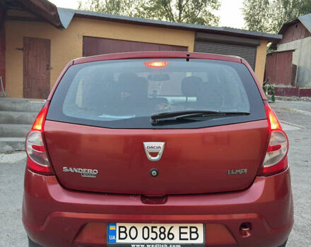 Красный Дачия Сандеро, объемом двигателя 1.4 л и пробегом 210 тыс. км за 4100 $, фото 4 на Automoto.ua
