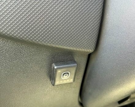 Червоний Дачія Sandero, об'ємом двигуна 1.4 л та пробігом 270 тис. км за 3750 $, фото 2 на Automoto.ua