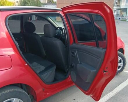 Красный Дачия Сандеро, объемом двигателя 1.4 л и пробегом 275 тыс. км за 4200 $, фото 11 на Automoto.ua