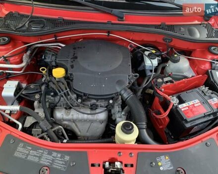 Красный Дачия Сандеро, объемом двигателя 1.4 л и пробегом 220 тыс. км за 4900 $, фото 2 на Automoto.ua