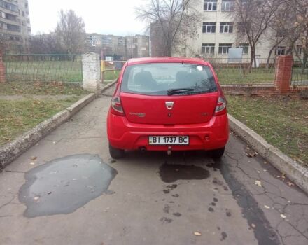 Червоний Дачія Sandero, об'ємом двигуна 1.4 л та пробігом 160 тис. км за 4400 $, фото 2 на Automoto.ua