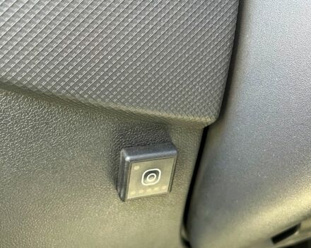 Красный Дачия Сандеро, объемом двигателя 1.4 л и пробегом 274 тыс. км за 5000 $, фото 7 на Automoto.ua