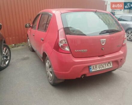 Красный Дачия Сандеро, объемом двигателя 1.39 л и пробегом 175 тыс. км за 3600 $, фото 1 на Automoto.ua
