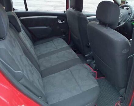 Красный Дачия Сандеро, объемом двигателя 1.4 л и пробегом 190 тыс. км за 6300 $, фото 6 на Automoto.ua