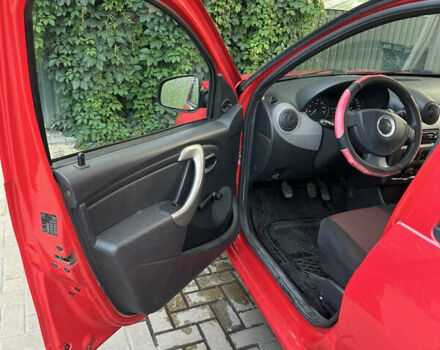 Червоний Дачія Sandero, об'ємом двигуна 1.4 л та пробігом 182 тис. км за 4300 $, фото 7 на Automoto.ua